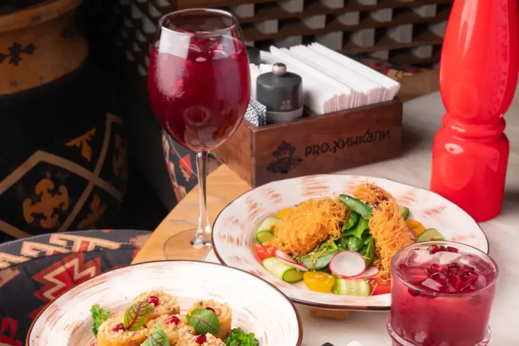 «PRO.Khinkali" - set "Tales of Old Tbilisi" - Fried eggplant rolls with tomato salsa, shrimp salad in crispy kataifi, tender veal with vegetable sauce and teriyaki sauce