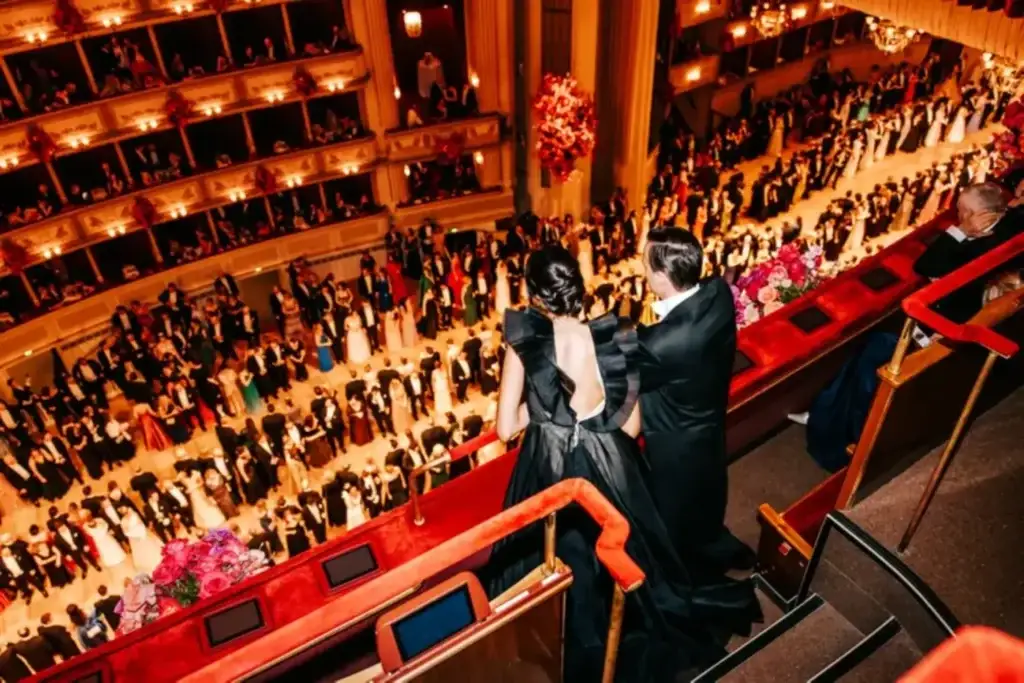 Guests of the ball at the Vienna State Opera