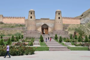The Hissar fortress impresses with its XVI century walls. However, the history of this place began more than 2.5 thousand years ago
