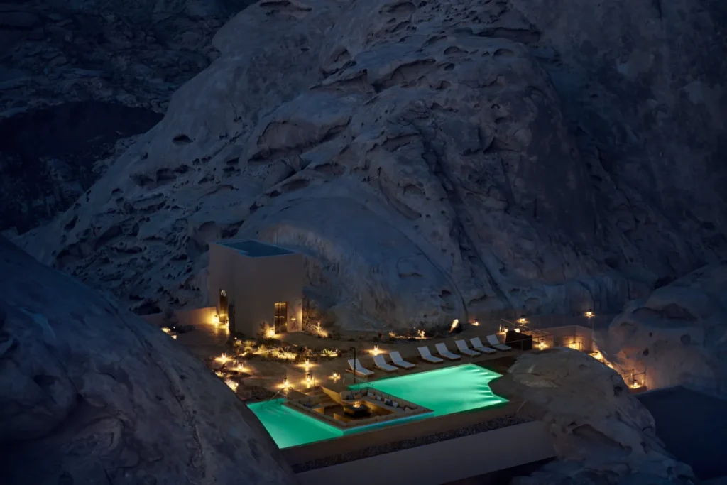 Вид на отель Desert Rock Resort