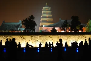 Four kilometers south of Xi’an’s city center stands the preserved Giant Wild Goose Pagoda, 64 meters tall. It was built in 652 CE, under the influence of Indian stupa architecture